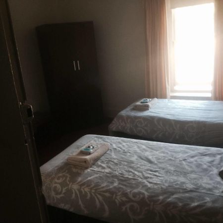 Man O'Ross Hotel 外观 照片