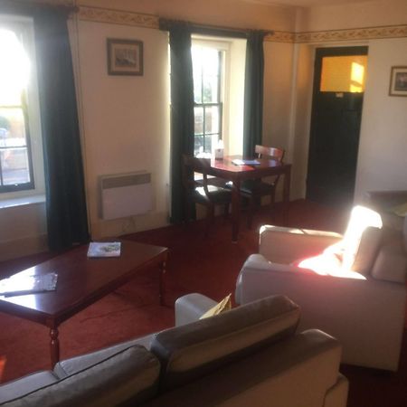 Man O'Ross Hotel 外观 照片