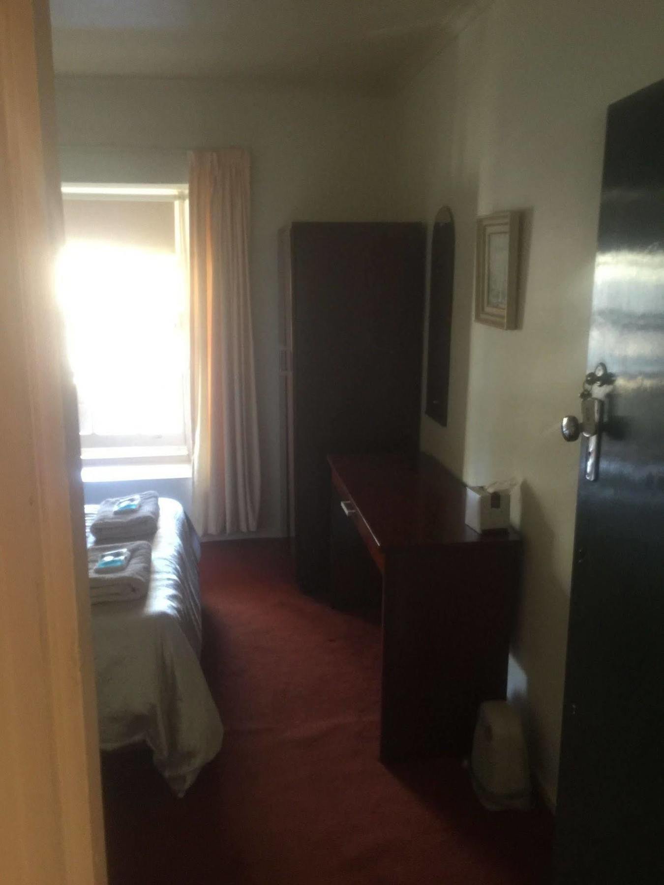 Man O'Ross Hotel 外观 照片